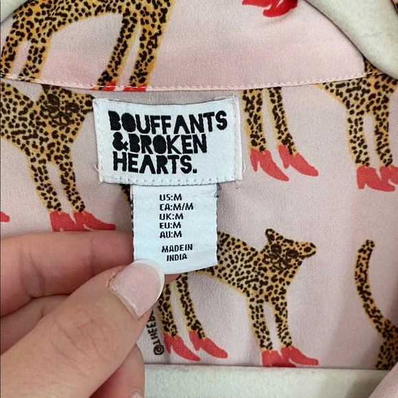 Bouffants & Broken Hearts Women’s Pink Cheetah in Heels Pajama Set Size Medium - Picture 4 of 10